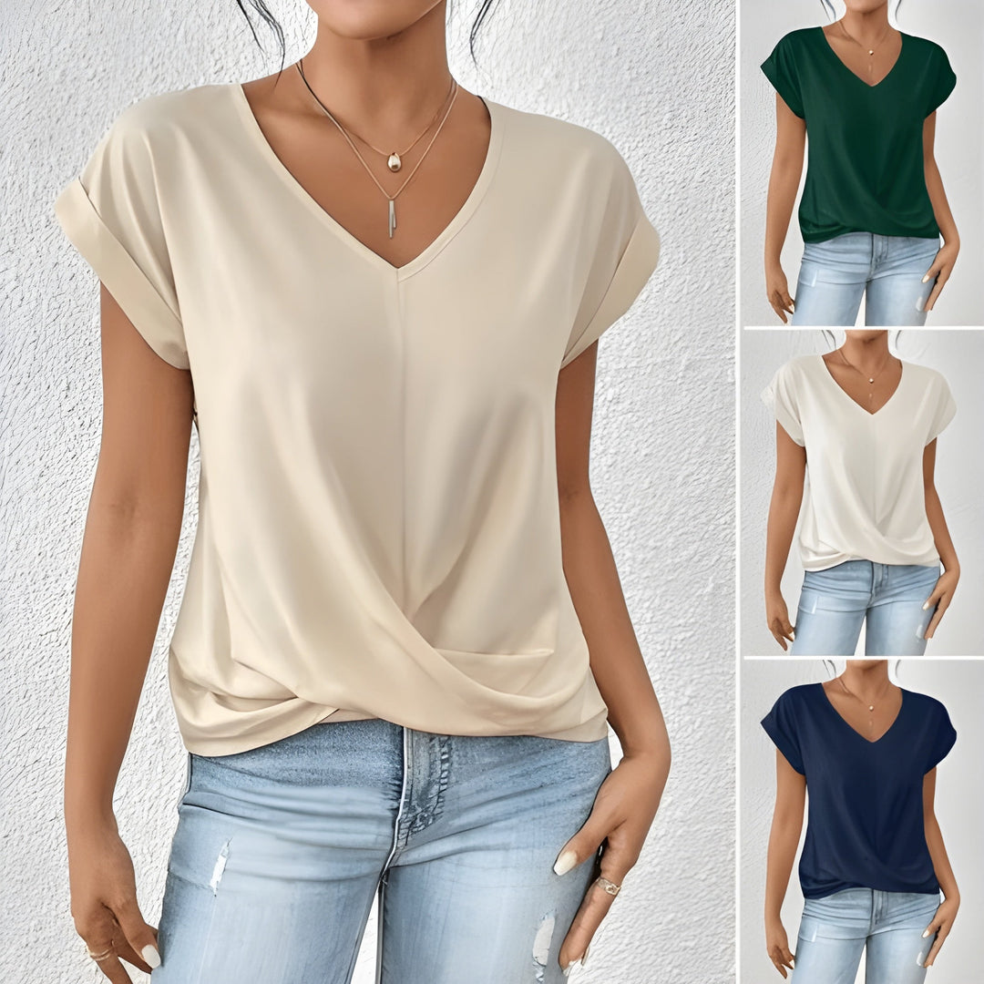 Silvia - Casual T-shirt with V-neck