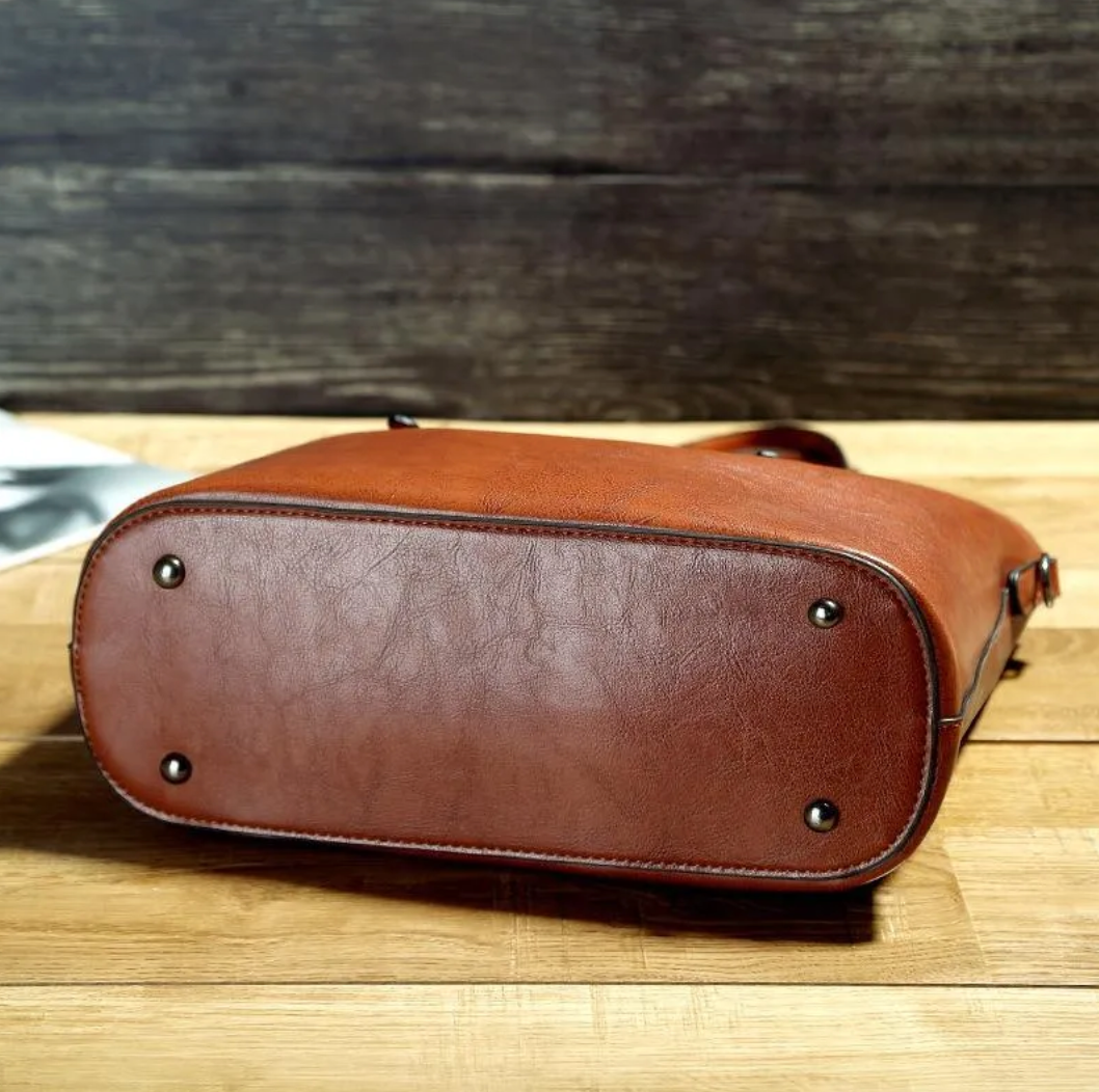 Francisca - Vintage Leather Shoulder Bag