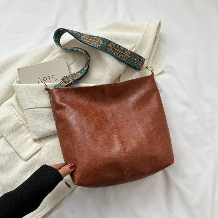 Chelsey - Leather Shoulder Bag